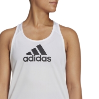 Maiou adidas Logo