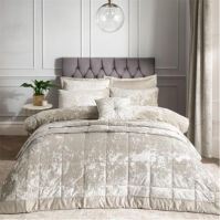 Catherine Lansfield Velvet Quilted Bedspread