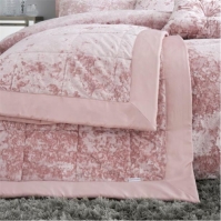 Catherine Lansfield Velvet Quilted Bedspread