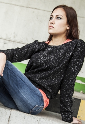 Knitted Splatter Crewneck dama Urban Classics