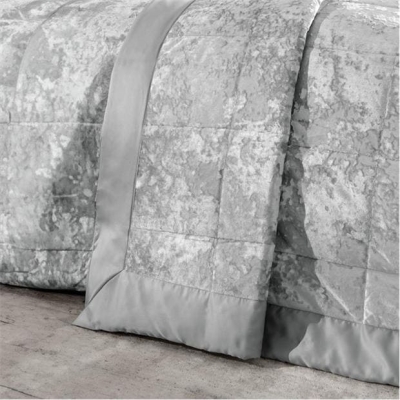 Catherine Lansfield Velvet Quilted Bedspread