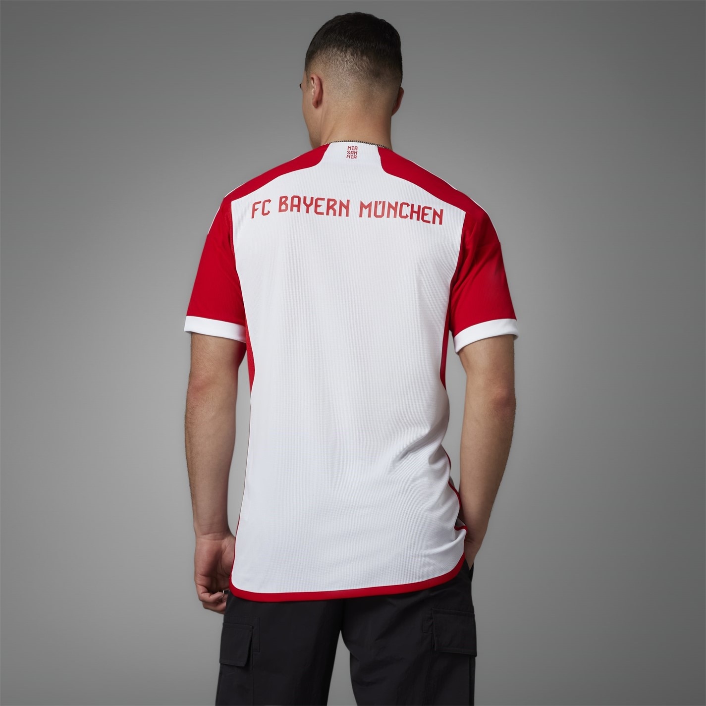 Set complet adidas FC Bayern Authentic 2023 2024 adulti