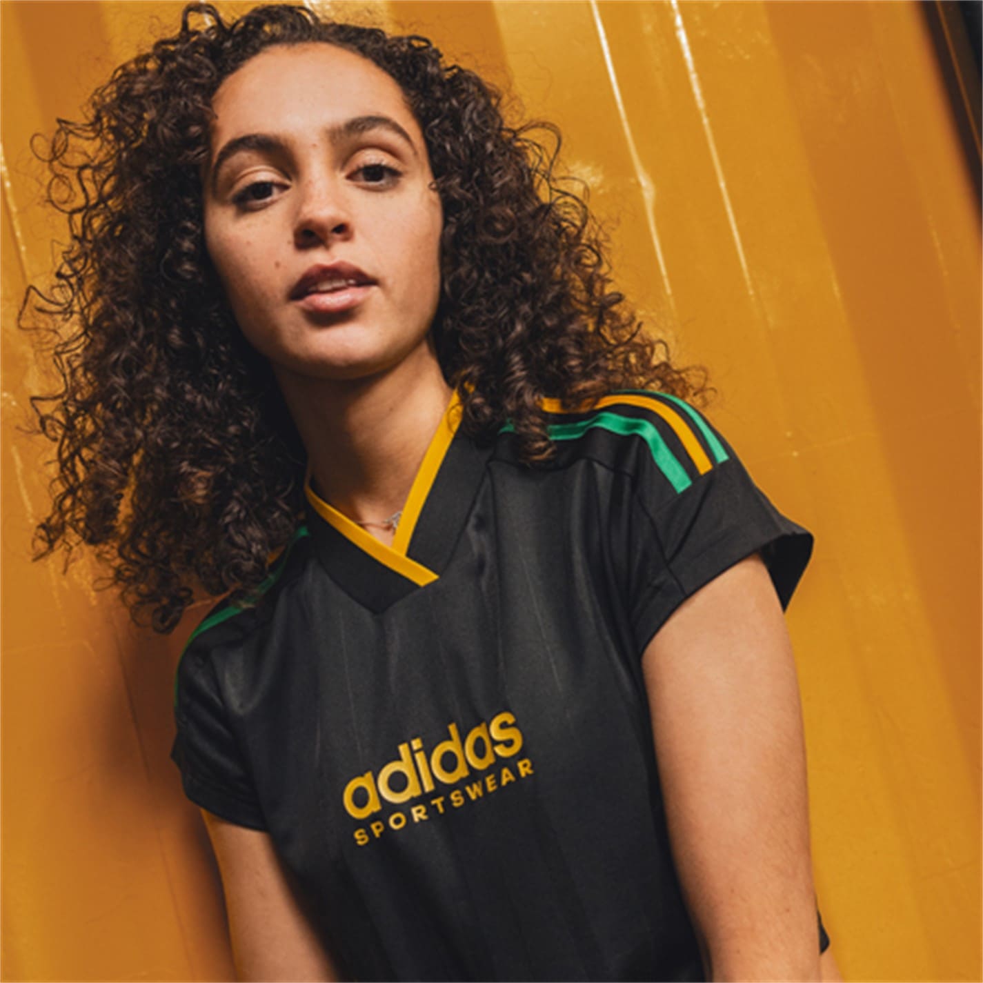 adidas House of Tiro Nations Pack Cut 3-Stripes Crop Jersey dama