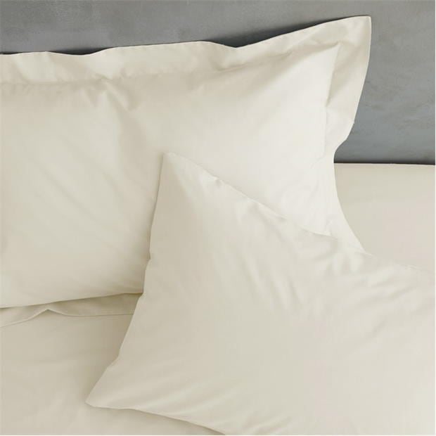 Catherine Lansfield Iron Percale Combed Extra Deep Fitted Sheet