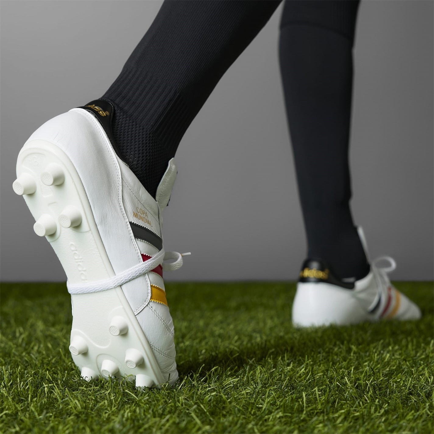 Gheata Minge Fotbal adidas Copa Mundial Firm Ground