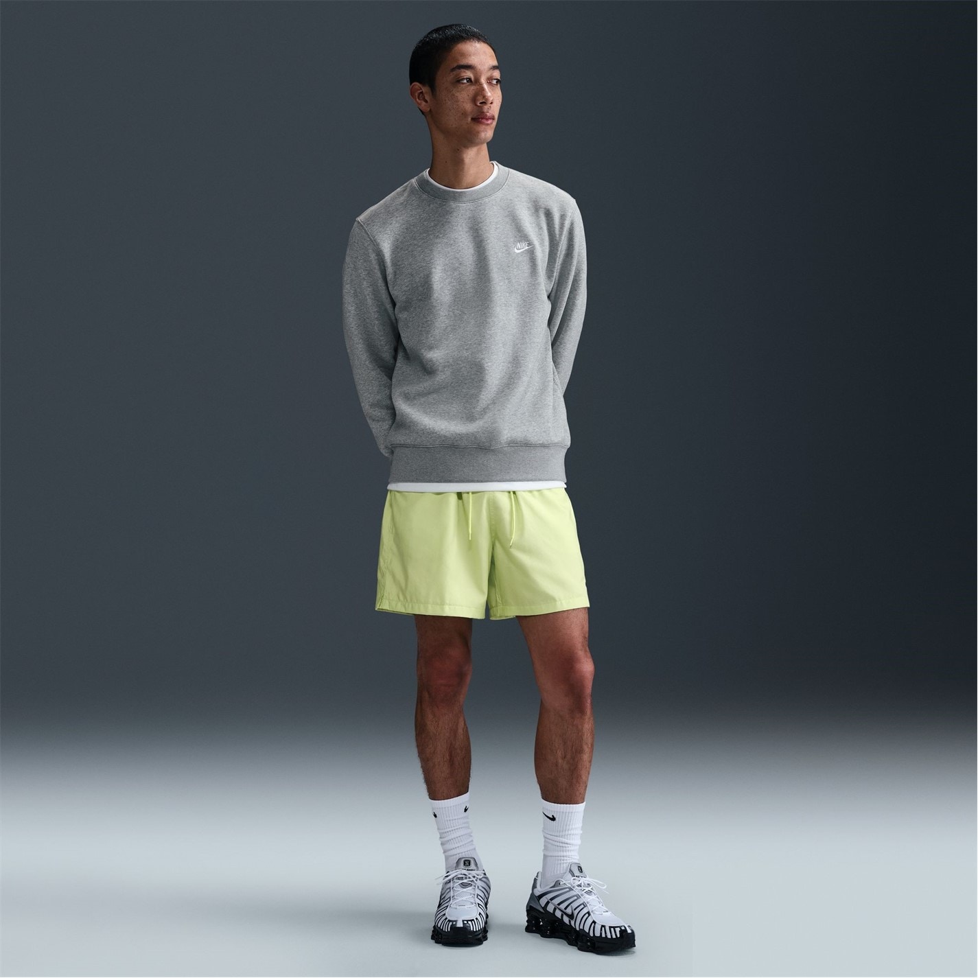 Nike Sportswear Club Crew