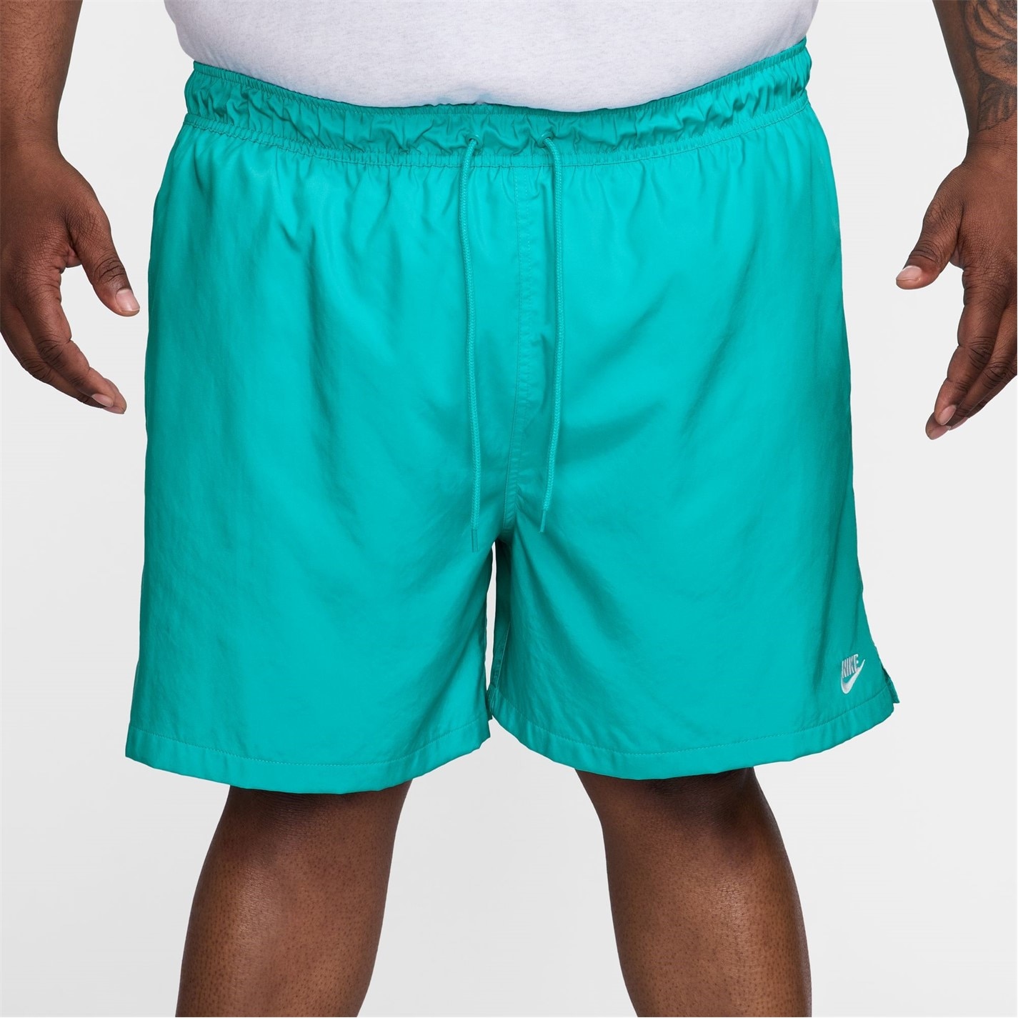 Pantalon scurt Combat Nike Sportswear Essentials Woven Flow barbat