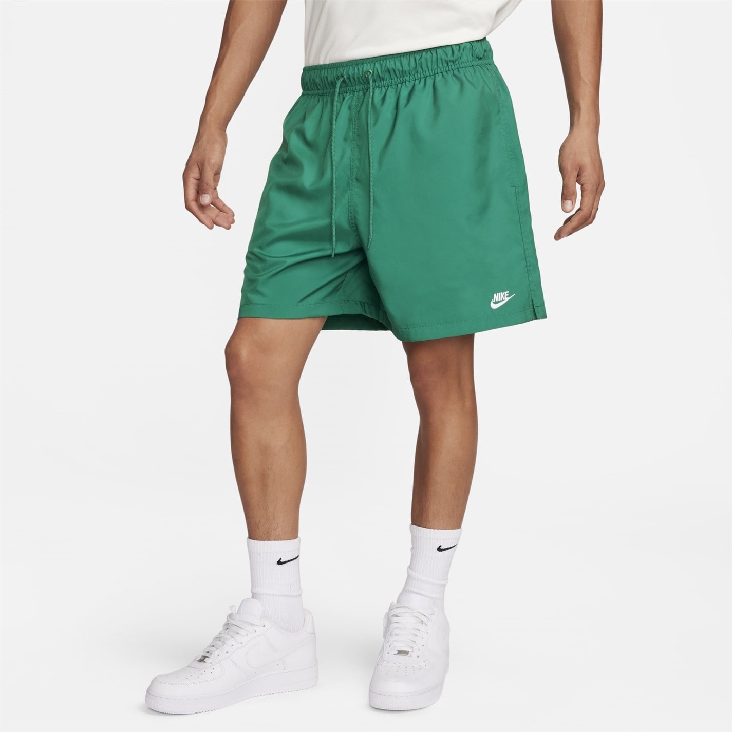 Pantalon scurt Combat Nike Sportswear Essentials Woven Flow barbat