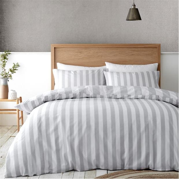 Catherine Lansfield Stripe Reversible Duvet Cover Set