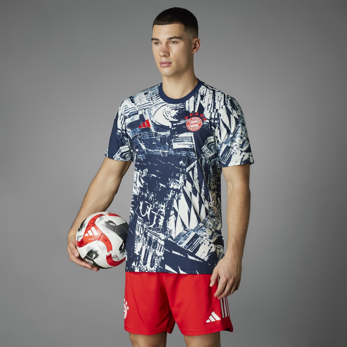 Camasa adidas Bayern Munich Pre-Match 2023/2024 barbat