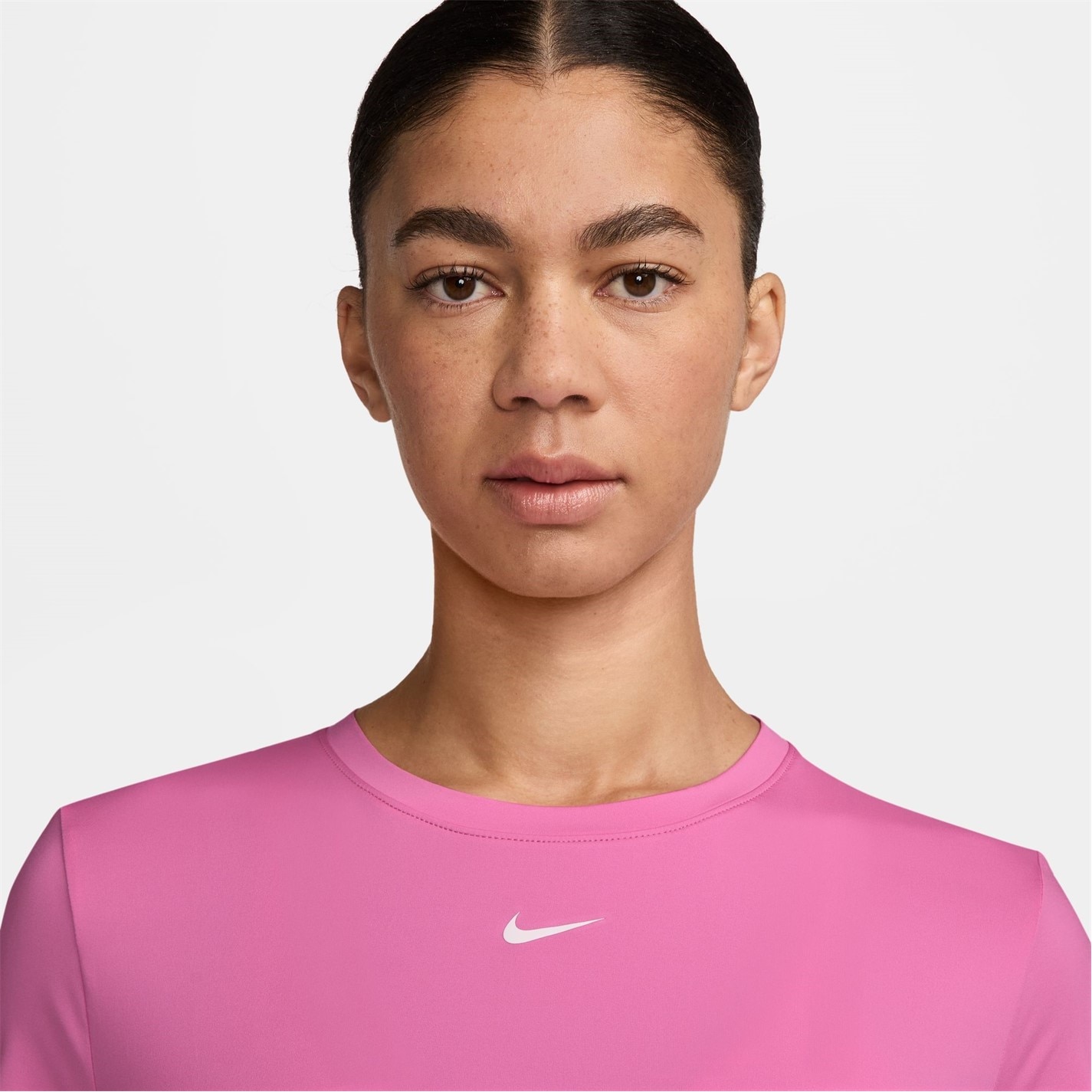 Nike Dri-FIT One Standard Fit Short-Sleeve Top dama