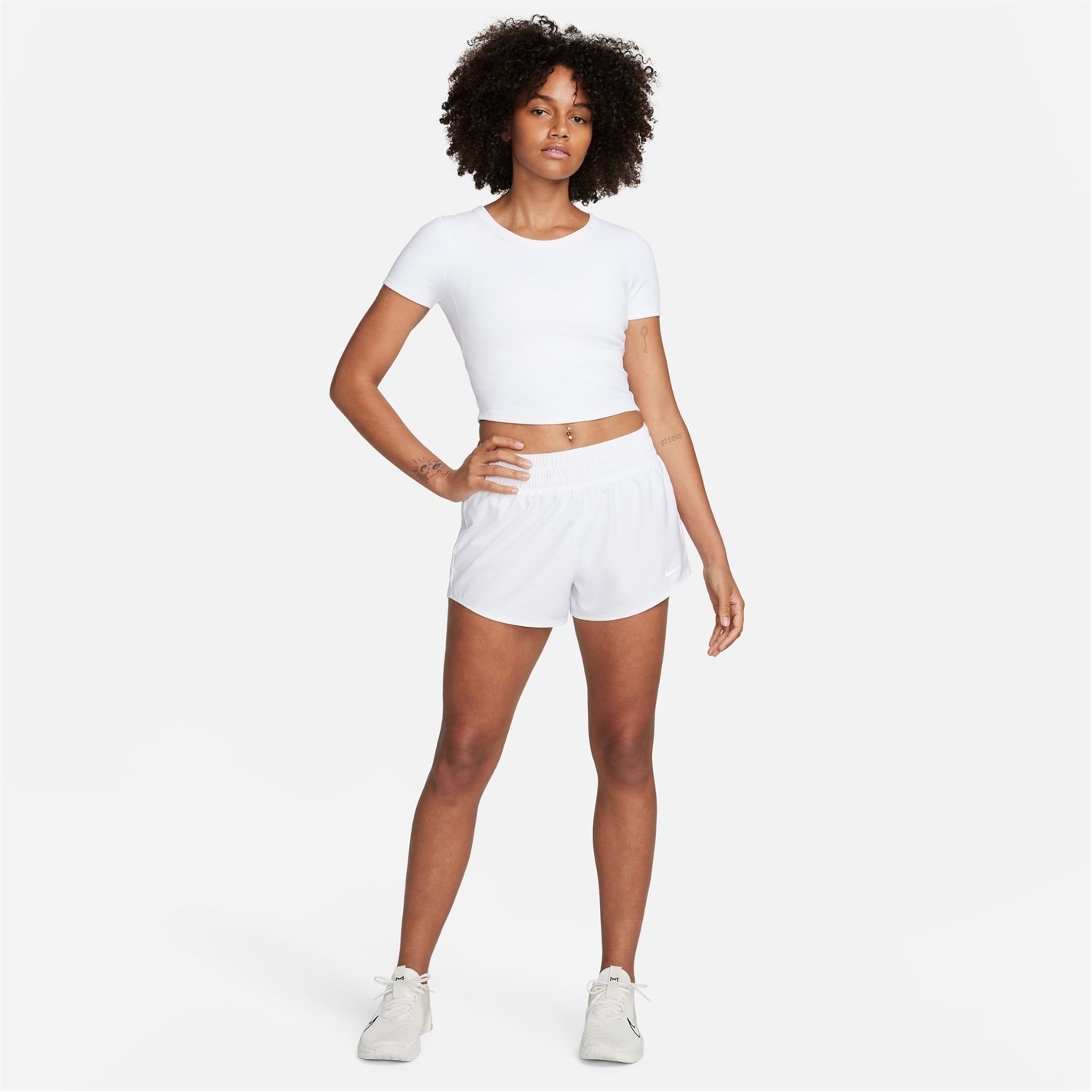 Nike One Fitted Dri-FIT Short-Sleeve Top dama